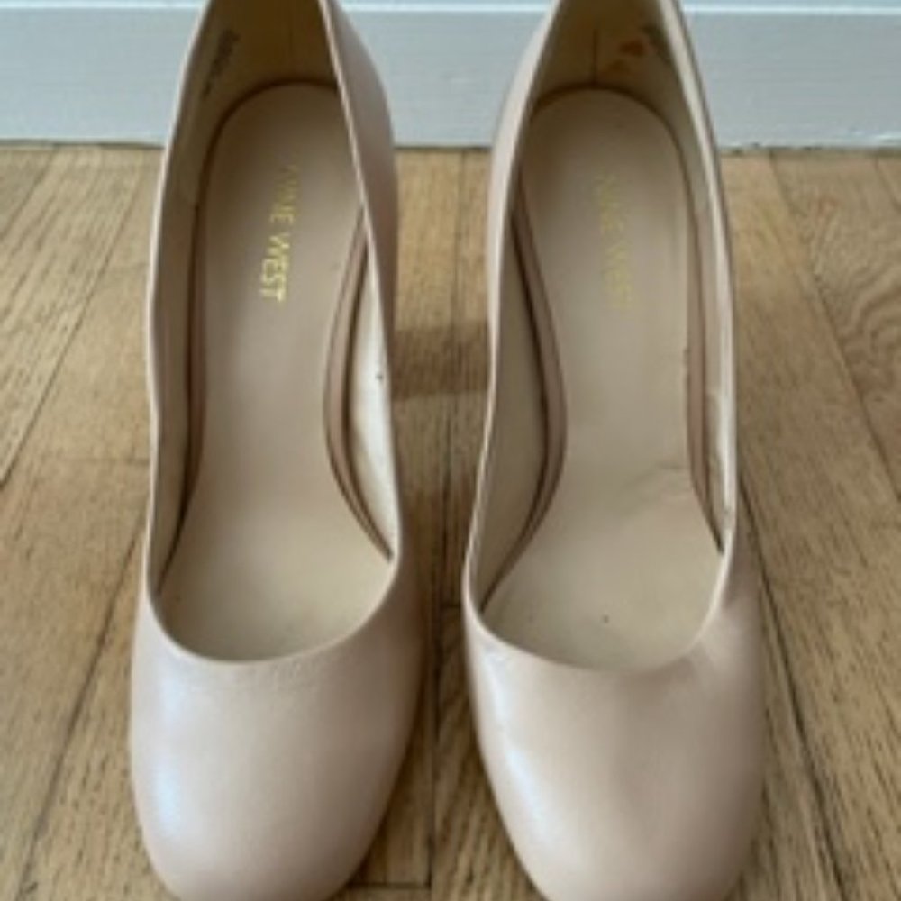Nine West - Bone Leather Heels (3.5")
